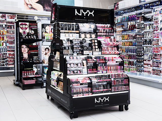 NYX Bergerie présentoir sur mesure